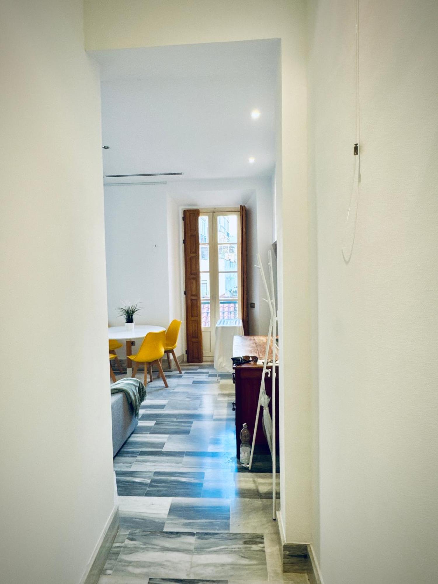 Amplio Y Luminoso Plz De La Merced Apartment